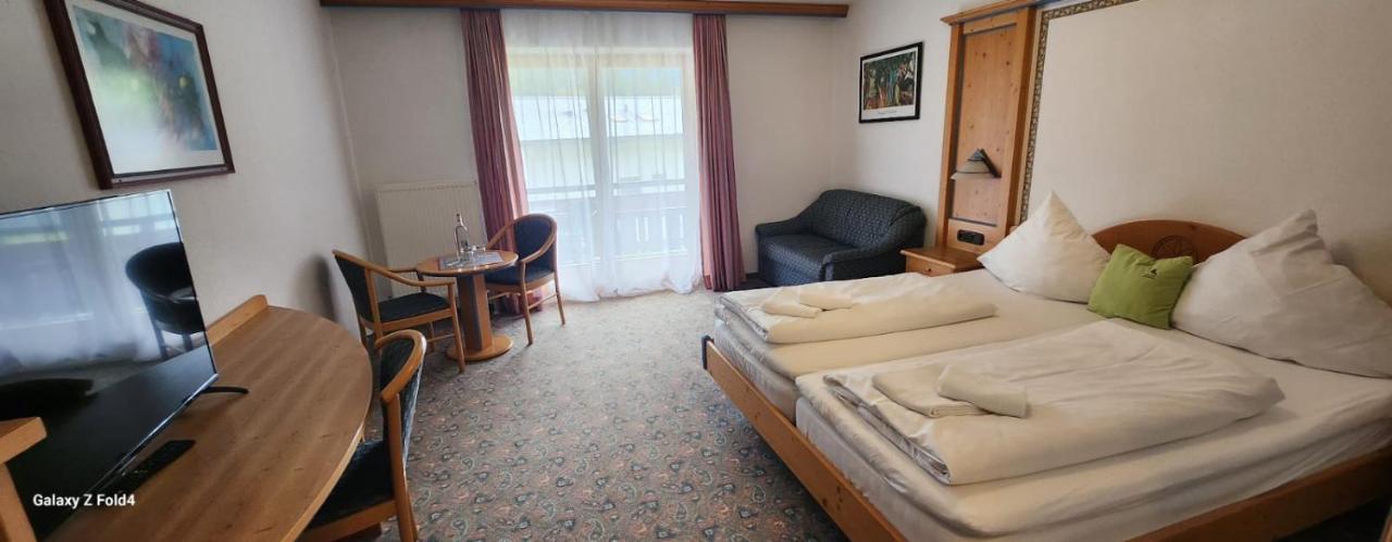 Alpenhotel Widderstein Міттельберг Екстер'єр фото