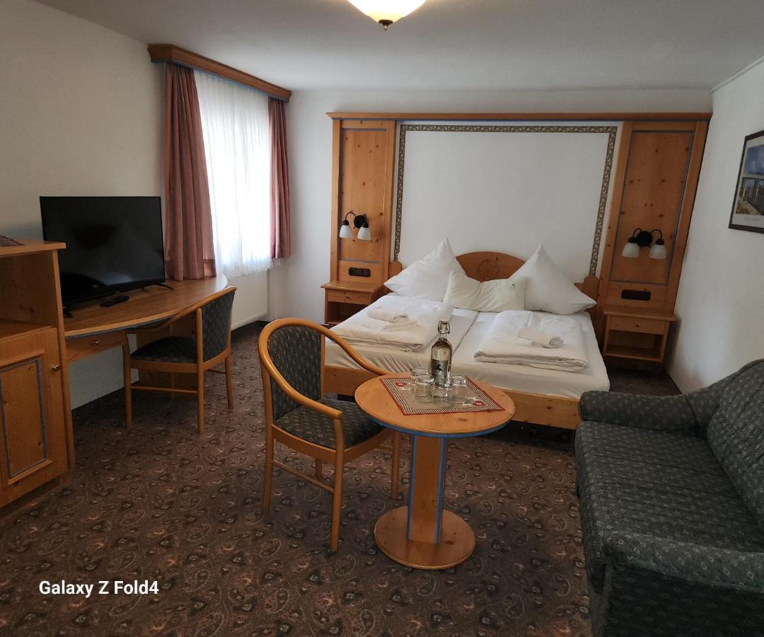 Alpenhotel Widderstein Міттельберг Екстер'єр фото