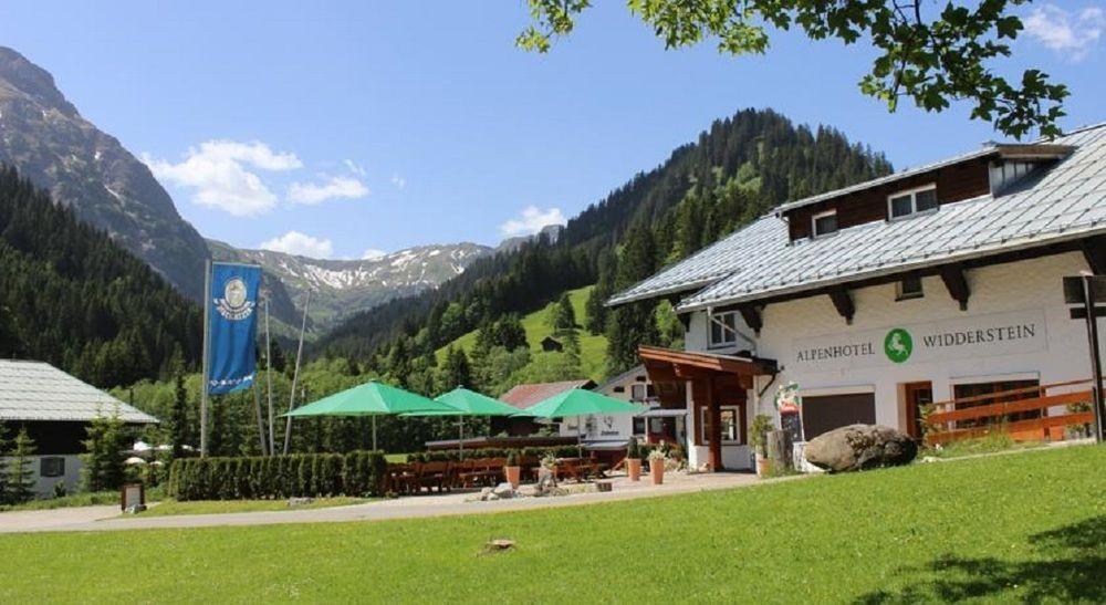 Alpenhotel Widderstein Міттельберг Екстер'єр фото