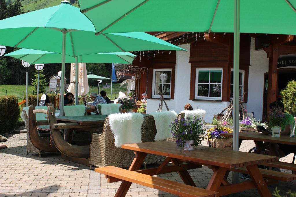 Alpenhotel Widderstein Міттельберг Екстер'єр фото