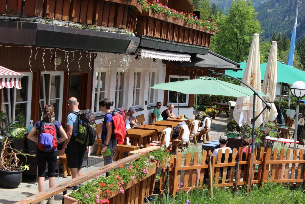 Alpenhotel Widderstein Міттельберг Екстер'єр фото
