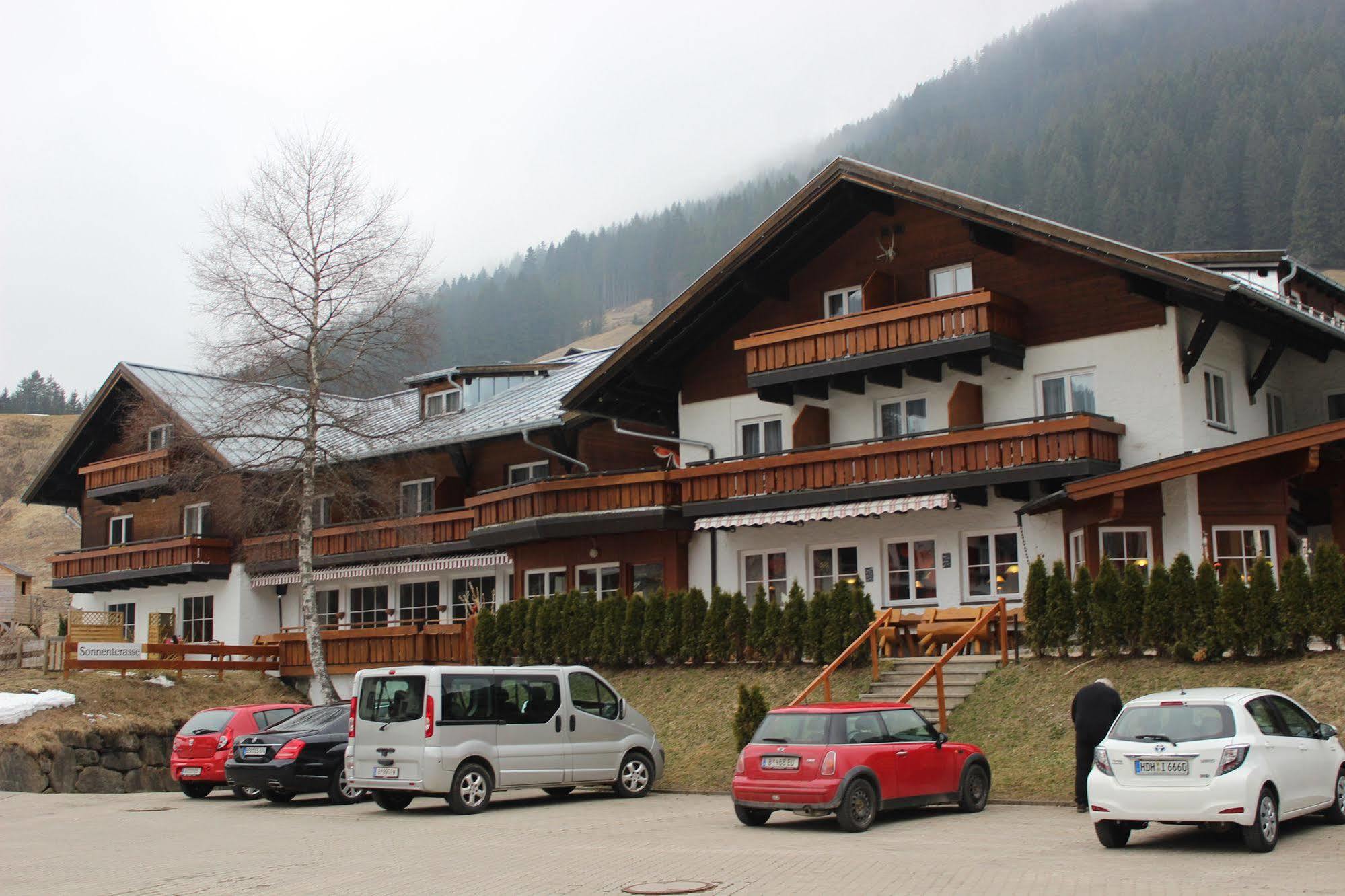 Alpenhotel Widderstein Міттельберг Екстер'єр фото