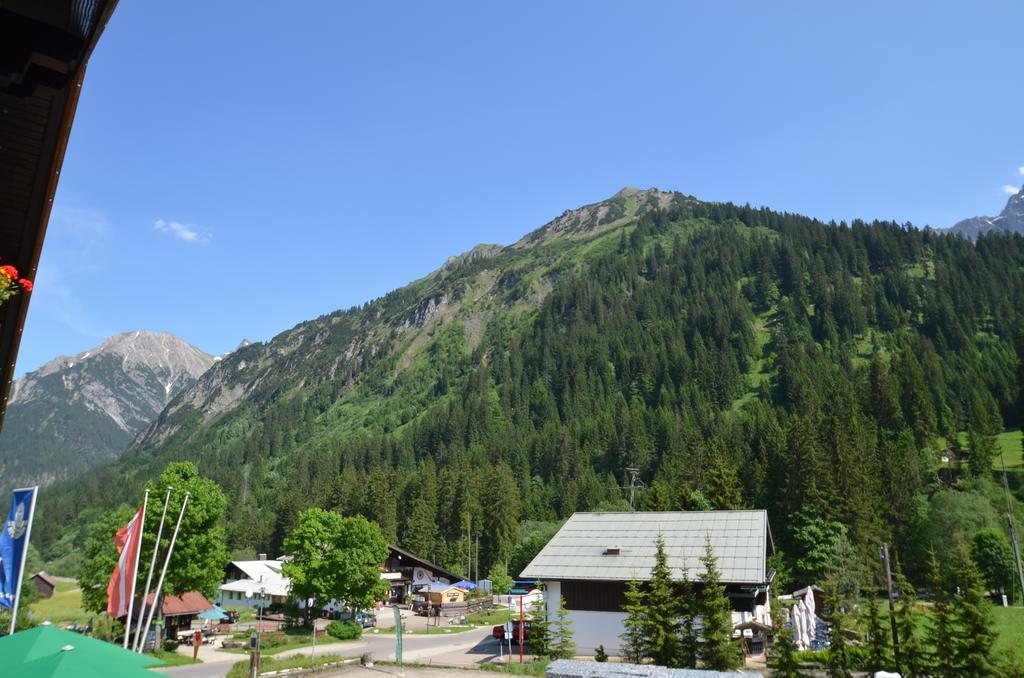 Alpenhotel Widderstein Міттельберг Екстер'єр фото